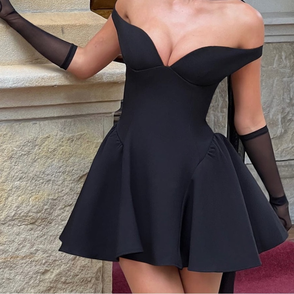 Elegant Black Off-Shoulder Mini Dress